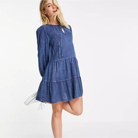 Wednesday's Girl Women's Tiered Blue Peasant Dress - Picture 4 of 16